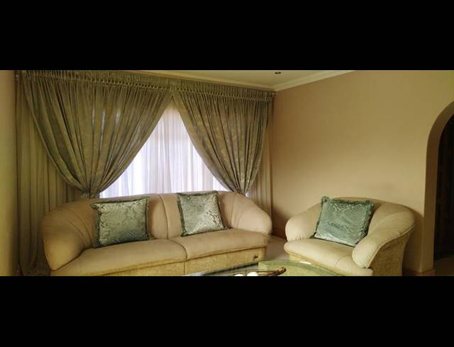 5 BEDROOM HOUSE FOR SALE IN NORKEM PARK